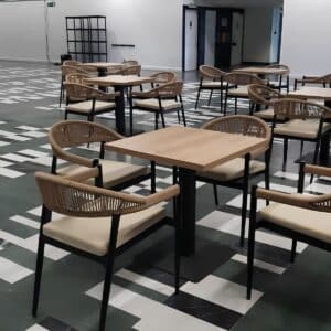 location table bois carrée