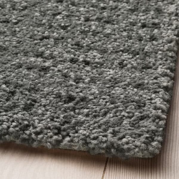 Tapis gris poil ras